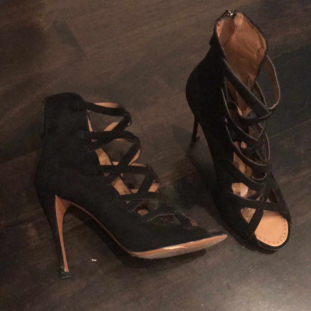 Alaia Heels - Picture 1 of 7